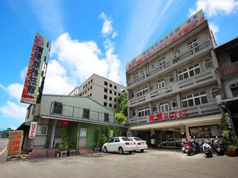 Puti Commercial Hotel Лонгтан Екстериор снимка